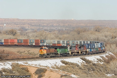 BNSF 5509 at Rio Grand Xing, Belen, NM in January 2007.jpg